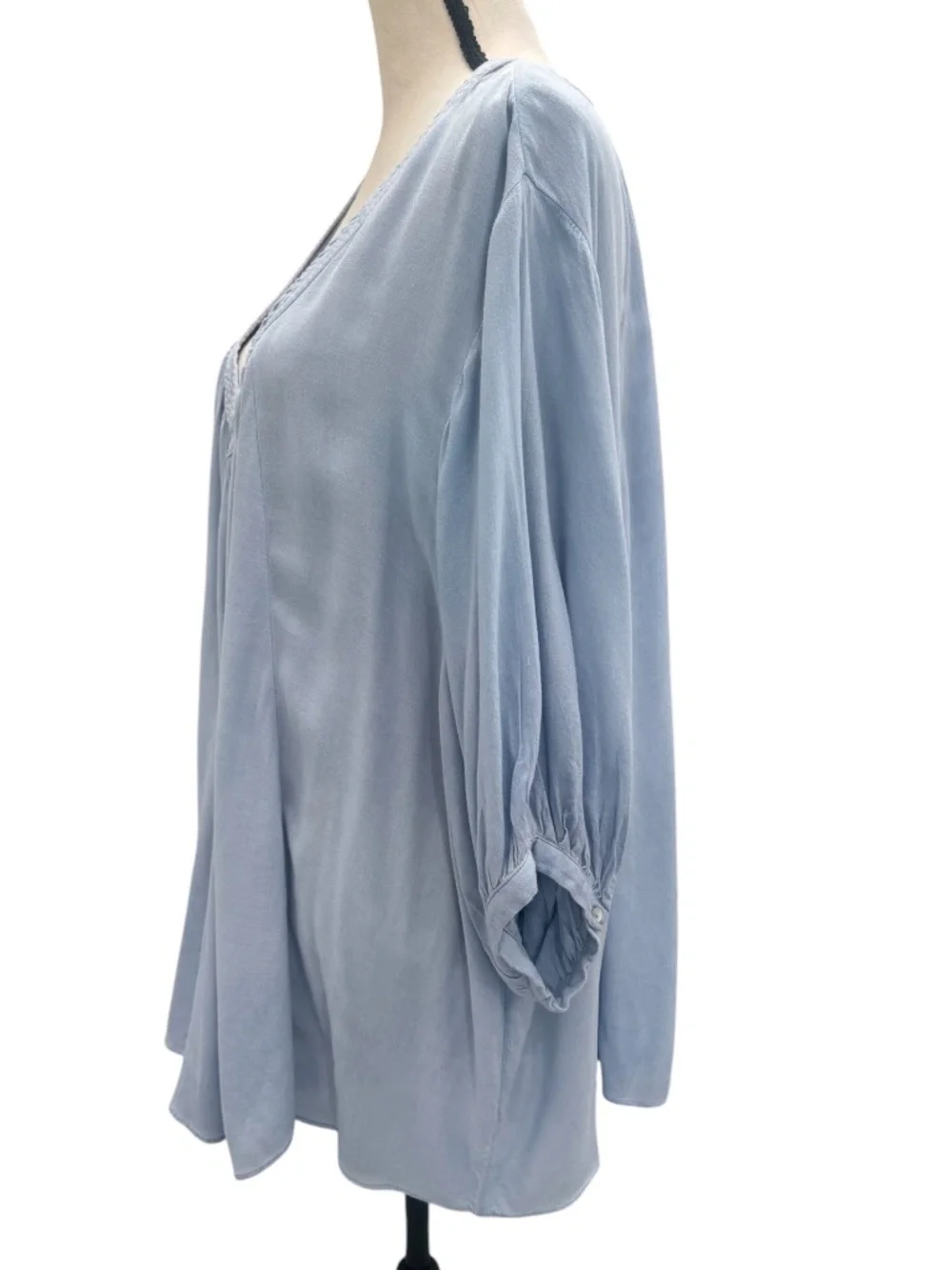 FREE PEOPLE CATCH ME IF YOU CAN LIGHT BLUE OVERSIZED SWING BOHO PEASANT BLOUSE